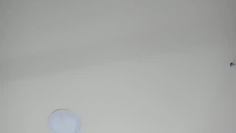 Snapshot of sarasaenz__ chatting on 03-10-25, 11:42 online show from 03-10-25, 11:42