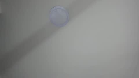 Snapshot of sarasaenz__ chatting on 03-11-25, 11:33 online show from 03-11-25, 11:33