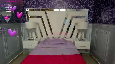 Snapshot of sarasweet18_ chatting on 02-26-25, 02:03 Sara online show from 02-26-25, 02:03