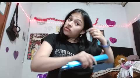 Sara Jimenez online show from 10-05-25, 01:26
