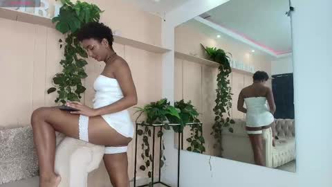 Saray Mardez online show from 02-14-25, 01:18