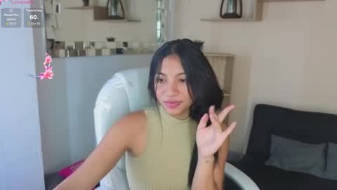  Saray  Say hi in the chat online show from 11-01-25, 12:18