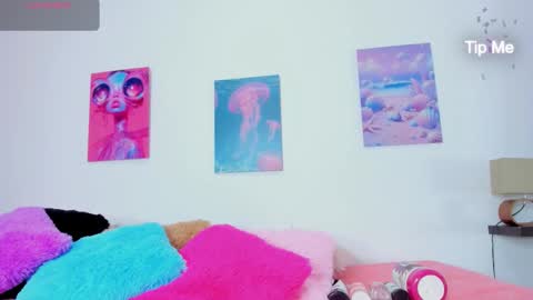 Snapshot of saray_rivas18 chatting on 11-10-25, 11:20 saray 18 online show from 11-10-25, 11:20