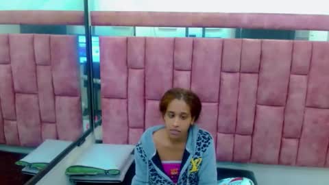 Saray online show from 01-14-26, 05:57