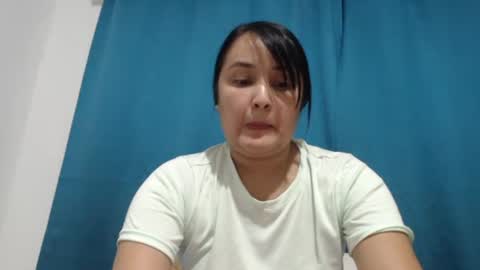 Snapshot of sarayx chatting on 02-02-25, 04:59 mery online show from 02-02-25, 04:59