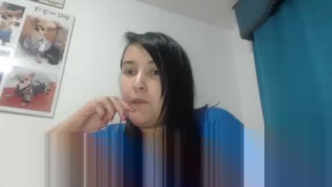 Snapshot of sarayx chatting on 02-18-25, 04:26 mery online show from 02-18-25, 04:26