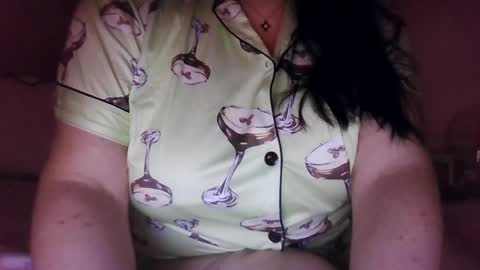 Snapshot of saretta46 chatting on 01-31-26, 11:47 Sara online show from 01-31-26, 11:47