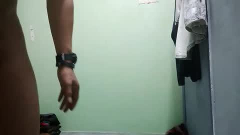 Snapshot of sargoss1 chatting on 11-15-25, 07:10 sargoss1 online show from 11-15-25, 07:10