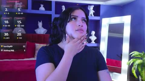 Snapshot of sari_belle chatting on 10-21-25, 09:26 Sari online show from 10-21-25, 09:26