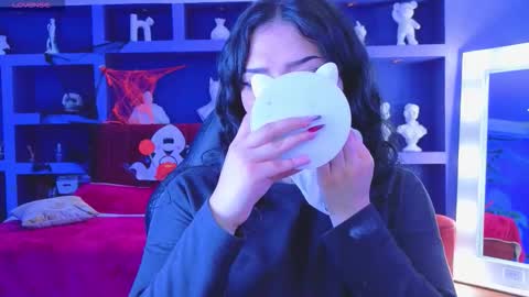 Snapshot of sari_belle chatting on 10-30-25, 09:26 Sari online show from 10-30-25, 09:26