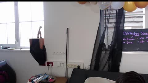 Sarissa online show from 03-09-25, 02:32