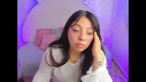 Sara online show from 12-04-25, 03:38