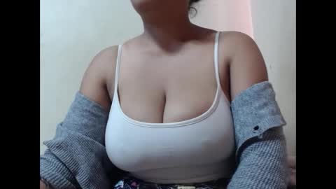 saronette online show from 10-13-25, 05:51