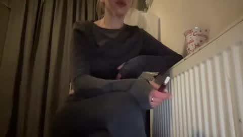Sarrah online show from 02-04-25, 11:49