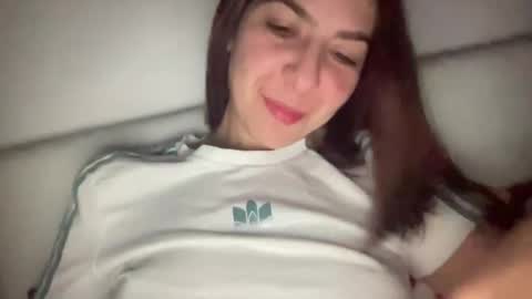 Sarrah online show from 03-02-25, 03:24
