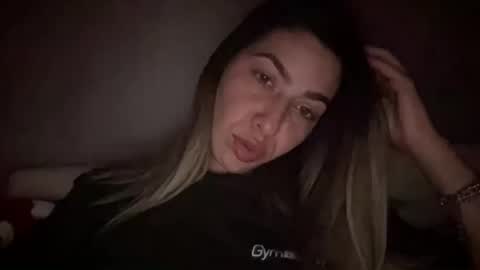 Snapshot of sarrah_rossy chatting on 11-03-25, 09:48 Sarrah online show from 11-03-25, 09:48