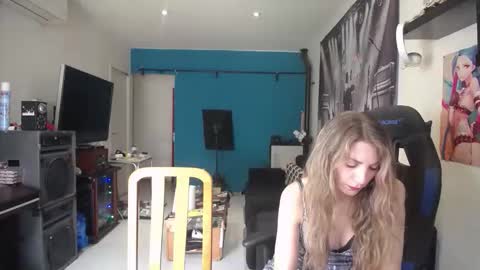 Giselle and Jay online show from 10-13-25, 10:48