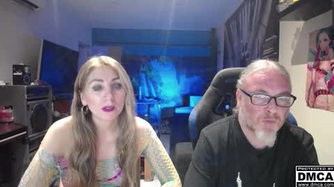 Giselle and Jay online show from 11-12-25, 04:40