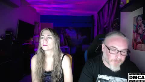 Giselle and Jay online show from 11-14-25, 06:23