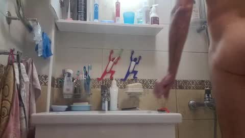 Snapshot of sasha999111 chatting on 02-25-25, 03:05 Eldak23 online show from 02-25-25, 03:05