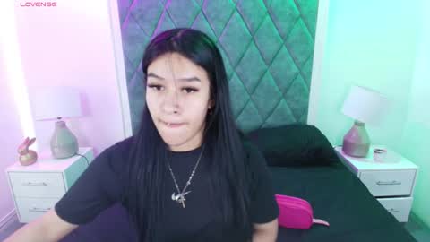 Sasha online show from 03-28-26, 07:24