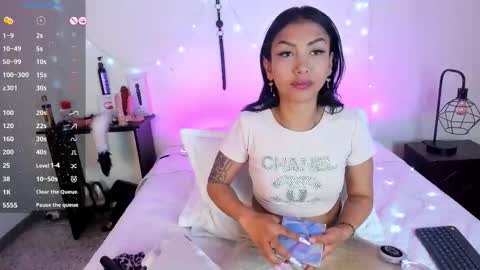 Sasha Brattz online show from 11-30-25, 01:48