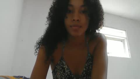 Snapshot of sasha_fox0 chatting on 12-27-24, 07:03 emy online show from 12-27-24, 07:03