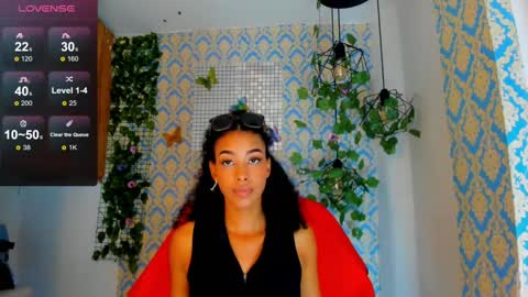 Snapshot of sasha_fox0 chatting on 01-04-25, 09:09 emy online show from 01-04-25, 09:09