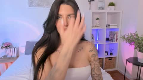 Sasha Miro online show from 01-17-25, 07:30