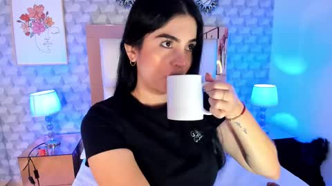 Camila  online show from 10-16-25, 11:44