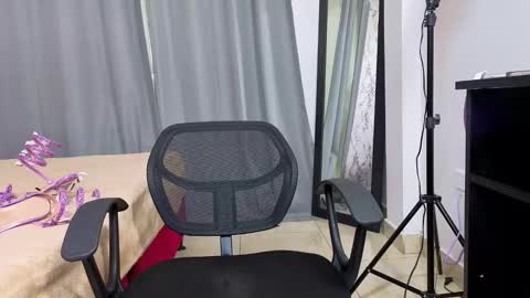 sasha_val online show from 10-31-25, 08:10