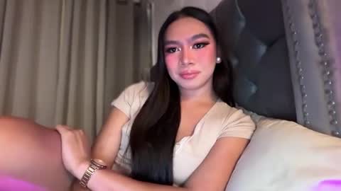 Snapshot of sashaswan69 chatting on 09-27-25, 09:42 Sasha online show from 09-27-25, 09:42