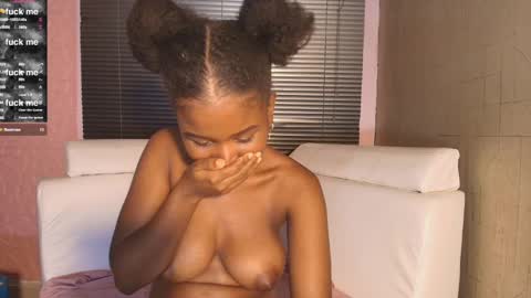 Snapshot of sashhalux22 chatting on 02-23-25, 10:39 SashhaLux22 online show from 02-23-25, 10:39