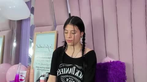 Snapshot of sashsapety chatting on 09-09-25, 04:01 sashsapety online show from 09-09-25, 04:01