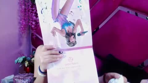 Snapshot of sashsapety chatting on 11-15-25, 01:58 sashsapety online show from 11-15-25, 01:58