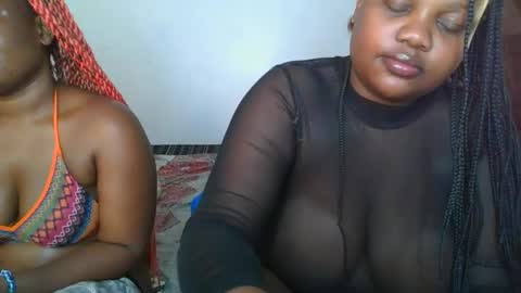 sassie_bee online show from 11-01-25, 10:01