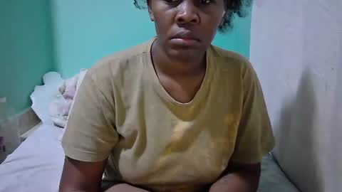 sassy_bella online show from 02-01-25, 03:41