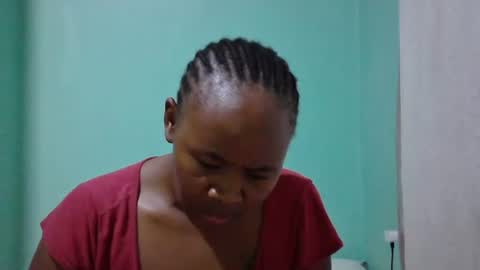 sassy_bella online show from 02-05-25, 10:41