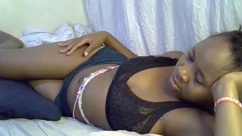 sassy_bella online show from 10-14-25, 07:31