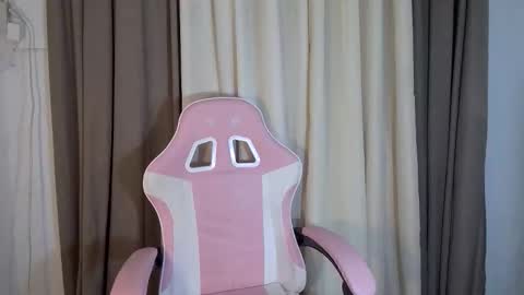 Snapshot of sassy_jenny8 chatting on 11-05-25, 10:26 sassy_jenny8 online show from 11-05-25, 10:26