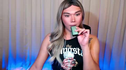 Snapshot of sassyffyra69 chatting on 02-11-25, 05:58 MARIO LABO online show from 02-11-25, 05:58