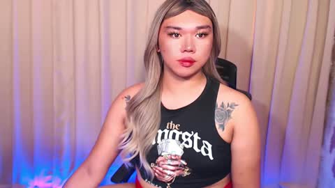 Snapshot of sassyffyra69 chatting on 02-26-25, 02:48 MARIO LABO online show from 02-26-25, 02:48