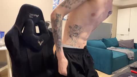 Satoshi online show from 04-12-26, 02:05