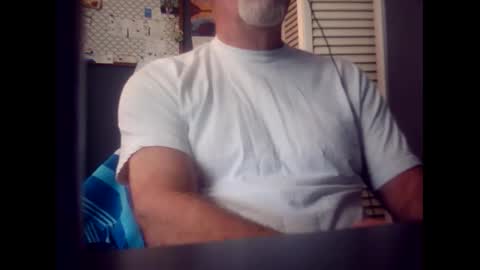 Snapshot of satyr64 chatting on 11-14-25, 03:55 satyr64 online show from 11-14-25, 03:55