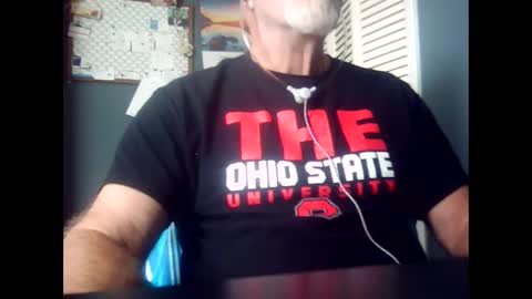 Snapshot of satyr64 chatting on 11-22-25, 04:06 satyr64 online show from 11-22-25, 04:06