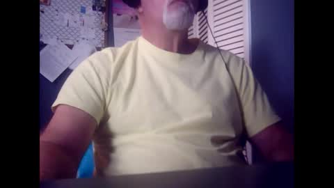 Snapshot of satyr64 chatting on 12-01-25, 03:50 satyr64 online show from 12-01-25, 03:50