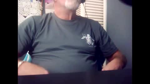 Snapshot of satyr64 chatting on 12-04-25, 03:43 satyr64 online show from 12-04-25, 03:43