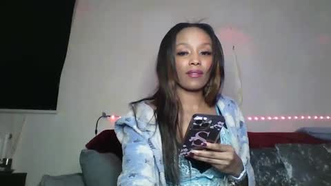 Shaniiice online show from 01-02-25, 01:38