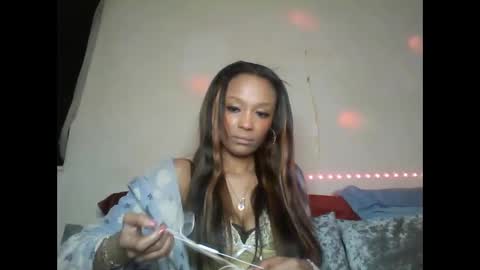 Shaniiice online show from 02-08-25, 08:10