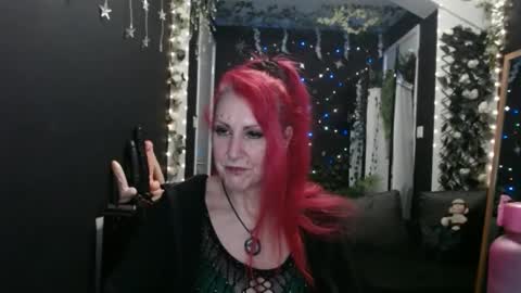 SaucySky online show from 01-12-25, 12:18